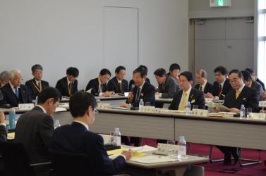 広域連合委員会の様子の写真