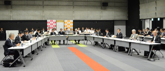 委員会の様子の写真