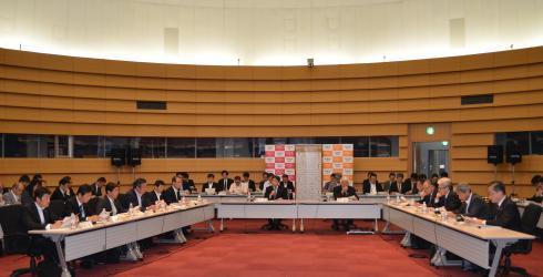 第62回関西広域連合委員会が行われている写真