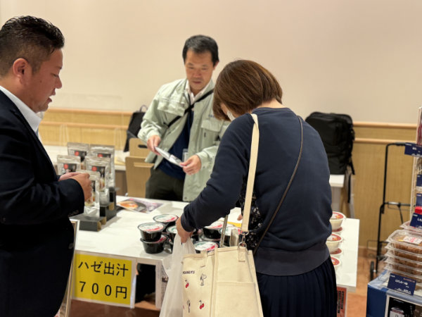 大阪市の展示販売の様子2