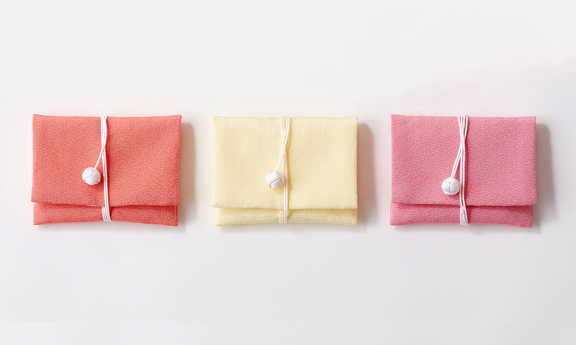 Refined Fukusa Silk Bags Inspired by Japanese Roses - Kiyohara Co., Ltd.（Shiga Prefecture）