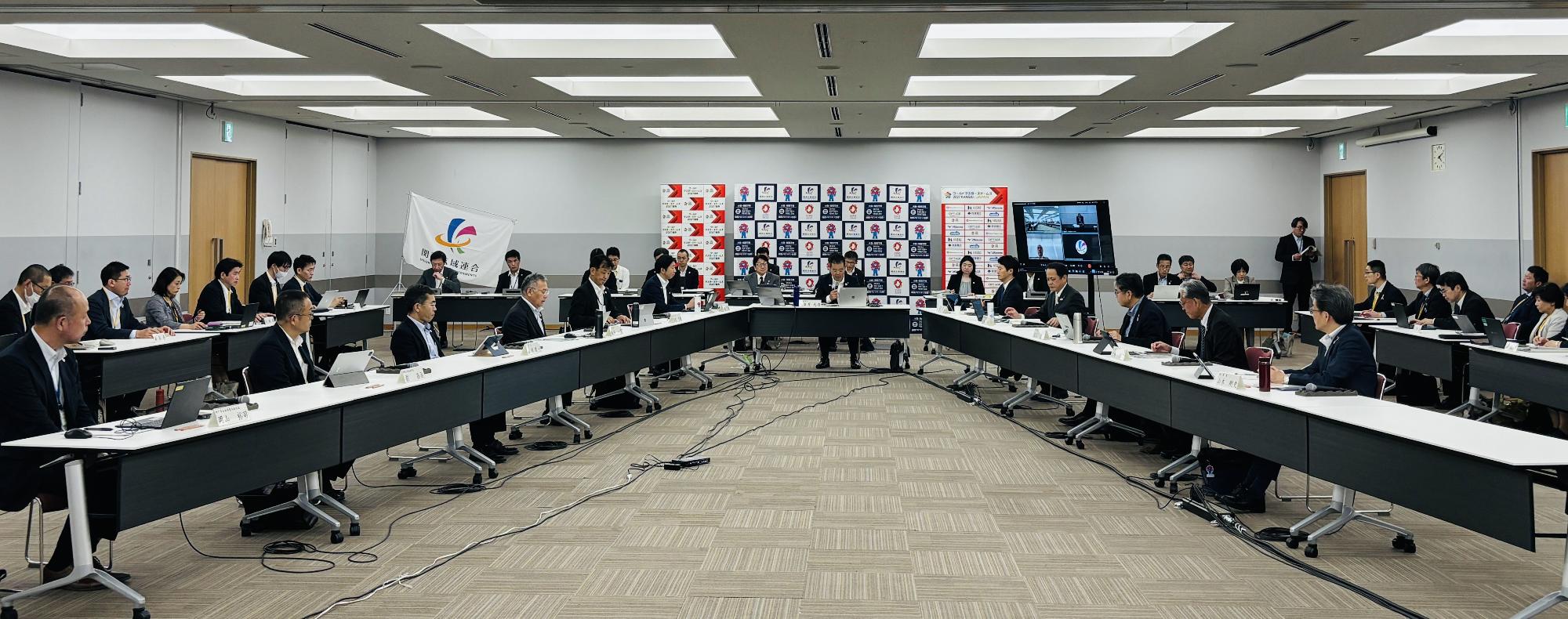 第6回災害対策支援本部会議の様子