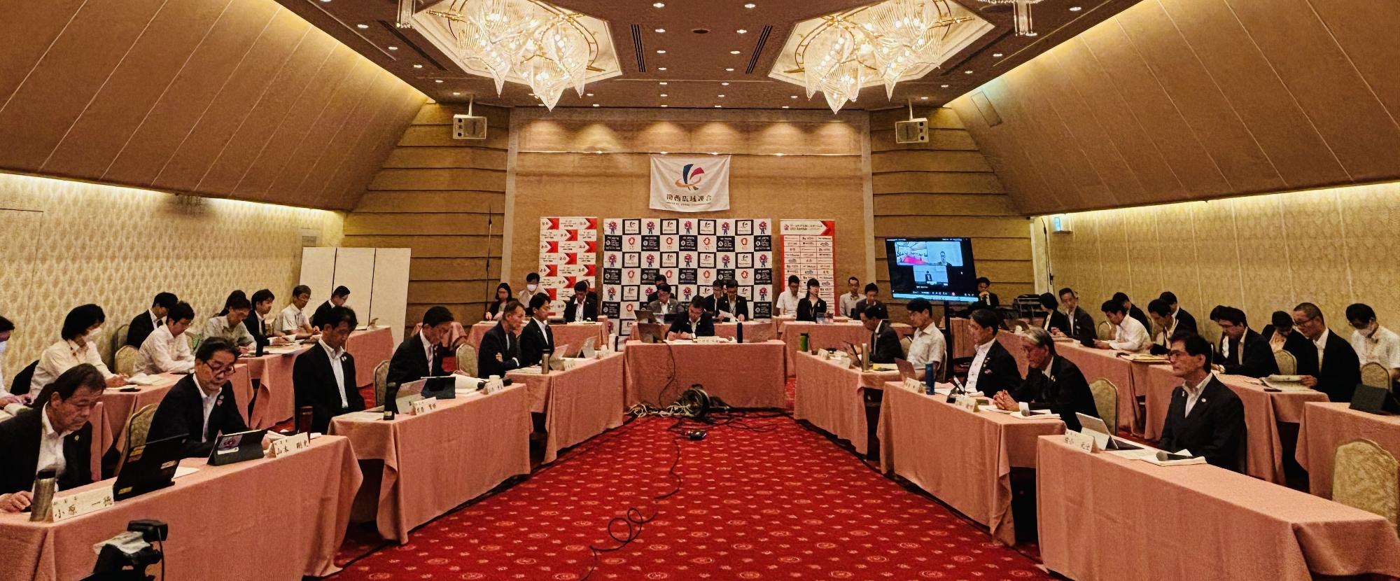 第7回災害対策支援本部会議の様子