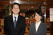 総務部の矢村さんと多田さんの写真