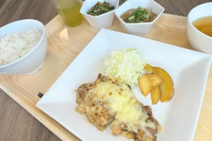 鶏肉の梅チーズ焼き