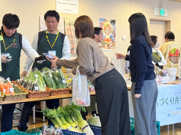 大阪市の出店事業者の様子1